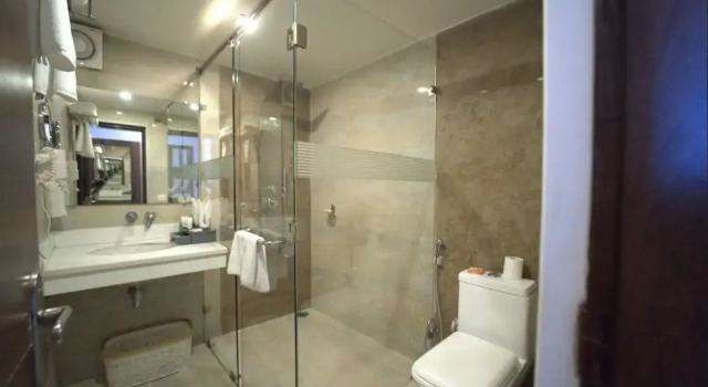 Семейный люкс Hotel JSR Continental