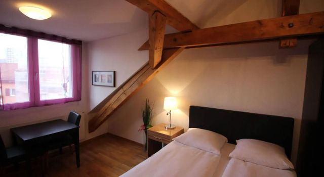 Swiss Star Hard Bridge, Varaa Hotelli 4. Aussersihl 