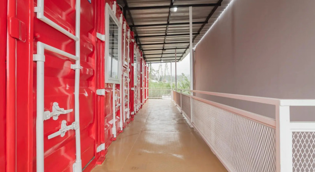 RedDoorz near Lembang Park & Zoo, Book Hotel Billige hoteller i Parompong