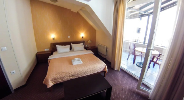 Standard single cameră cu balcon Orange Inn Hotel