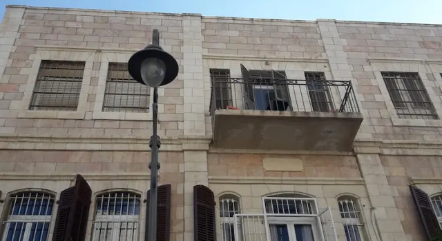 Queen hotel