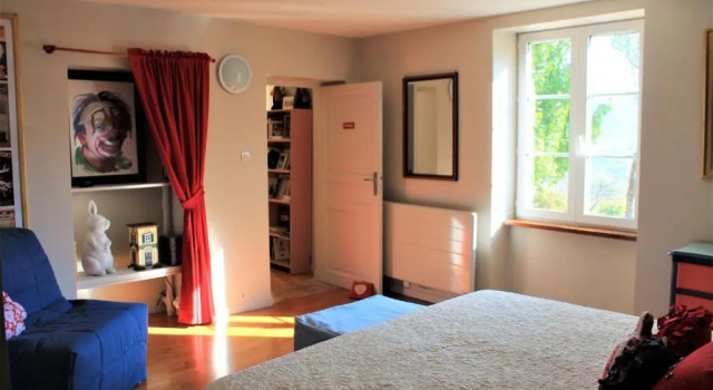 Pivoine et Cerise, Prenota Bed & breakfast Hotel a Alvernia con parcheggio, Parcheggio