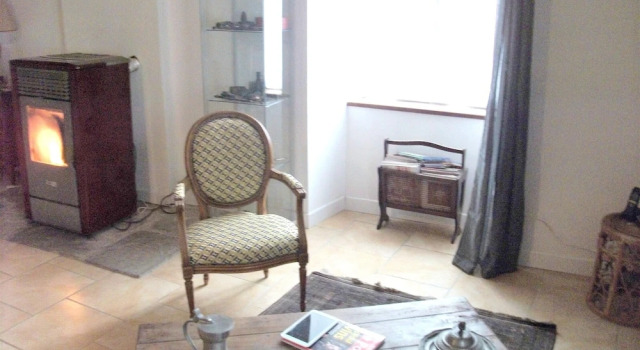 House With 3 Bedrooms in Saint-clément, With Wonderful Mountain View a, Prenota Casa vacanze Hotel a Aquitania con parcheggio, Parcheggio
