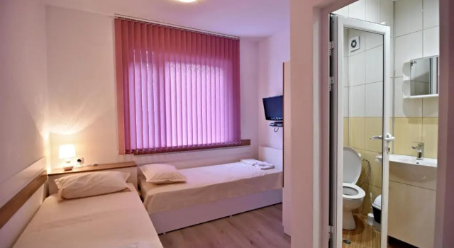 Saint Maria Guest House, Забронировать Гостевой дом Гостевые дома Велинград, рядом с Bus Station Velingrad, Гостевой дом
