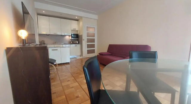 Апартаменты BH - CAPITOL - Central 2 Bedrooms 5 Peoples