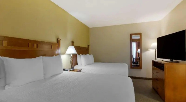 Люкс с 2 комнатами Best Western Paint Pony Lodge