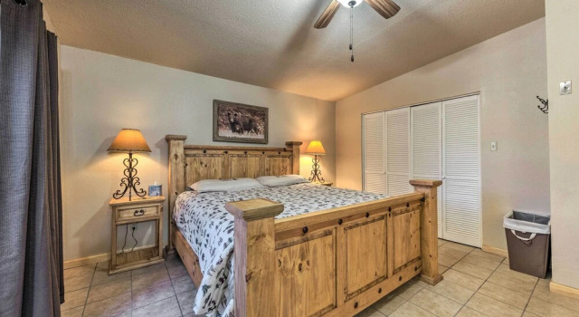 All-season Alto Getaway w/ Fire Pit & Deck!, Varaa Huoneisto Alto New Mexico