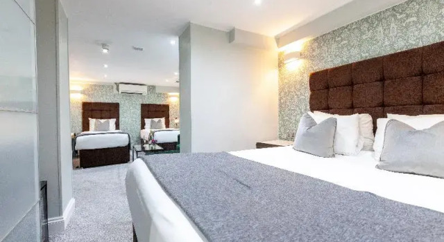 Семейный номер Standard Отель Shepherds Bush London