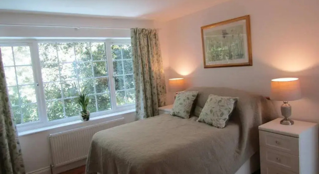 Lovely Spacious Cottage Near The Coast