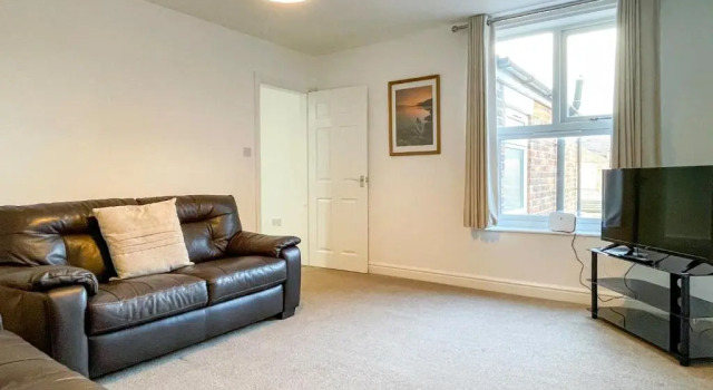 Апартаменты Spacious 2-bed Apartment in Crewe by 53 Degrees Property, ideal for Business & Professionals, FREE Parking - Sleeps 3