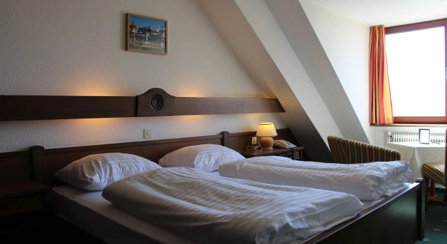 Hotel Schöne Aussicht, Rezerwuj Hotel Hotele w Salzburg z parkingiem, Parking