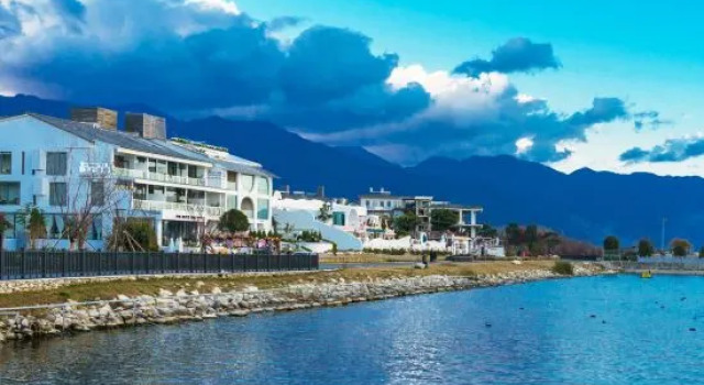 Yinhua Lake View Garden Hotel, Prenota Hotel Hotel a Dali con parcheggio, Parcheggio
