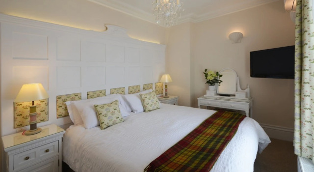 Haven Hall Hotel, Забронировать Отель Отели Англии с бассейном, Бассейн