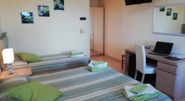 Двухместный номер Standard с балконом Hotel Calabattaglia