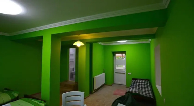 Viator Guest House