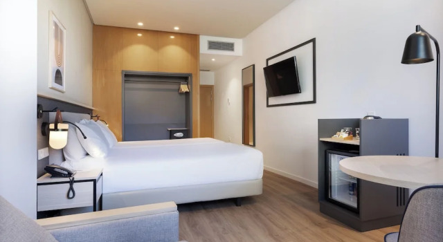 Номер Premium Connecting Hotel Málaga Alameda Centro, Affiliated by Meliá