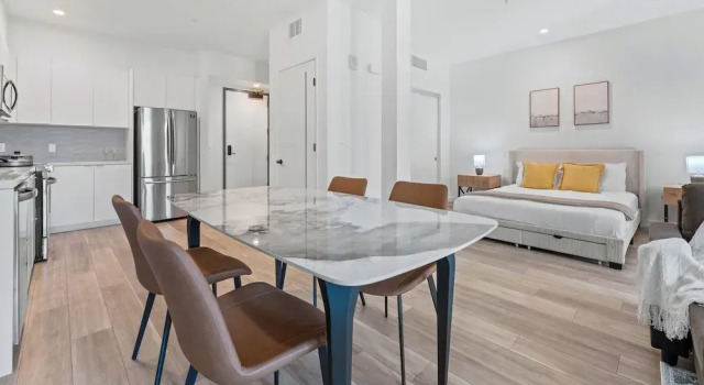 Студия Comfort Stylish LA studio Prime Location