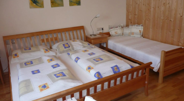 Gästehaus Lutz, Rezerwuj Hotel Hotele w Bregenzerwald z parkingiem, Parking