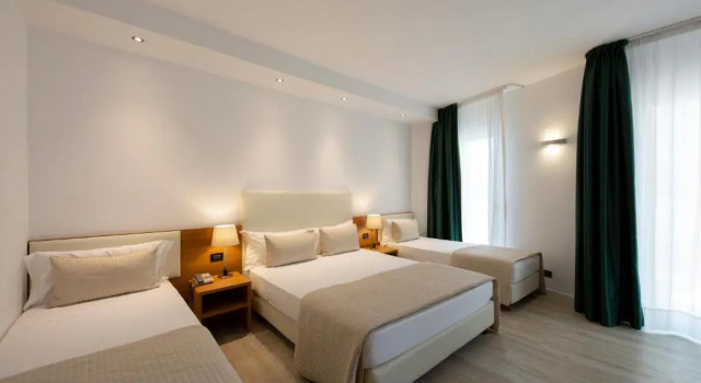 Четырёхместный номер Standard с частичным видом на море Hotel Sayonara