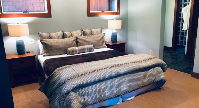 Коттедж Northstar Luxury Lodgepole 4 Bedroom Home by RedAwning