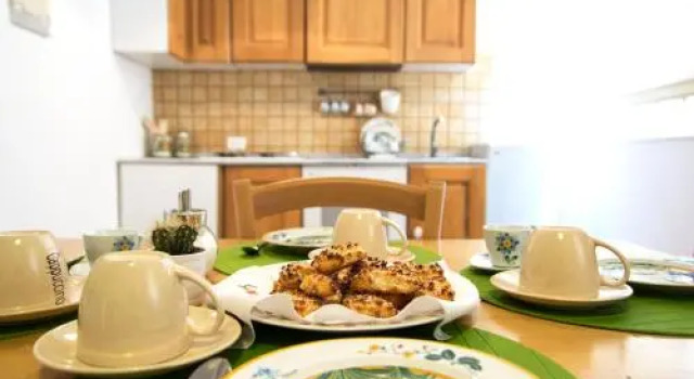 Casa Santiago, Book Apartment Hotels in Sicily with Parking, Parking