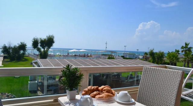 Номер Classic Sunrise Accessible Resort