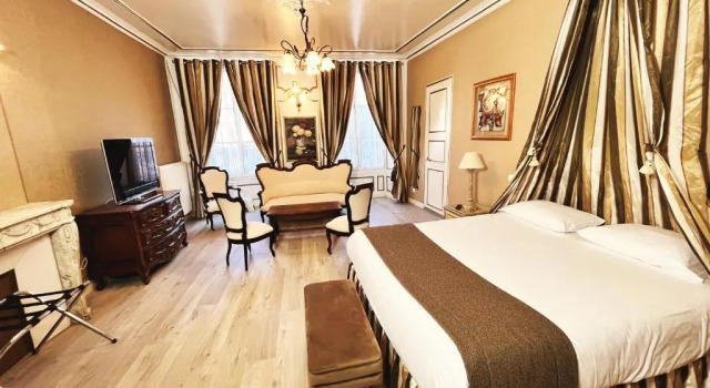 Hotel De La Poste, Réserver Hôtel Hôtels à Champagne-Ardenne avec parking, Parking