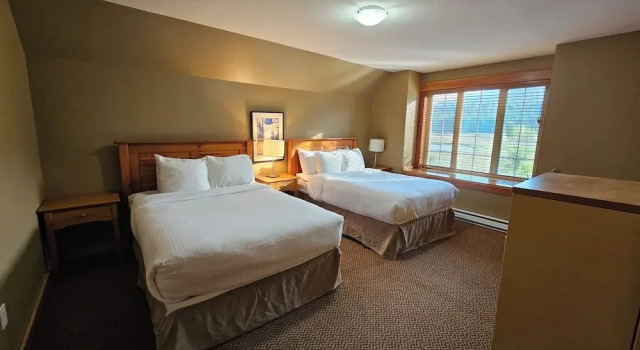 Шале Pinnacle Ridge Chalets by Fernie Lodging Co