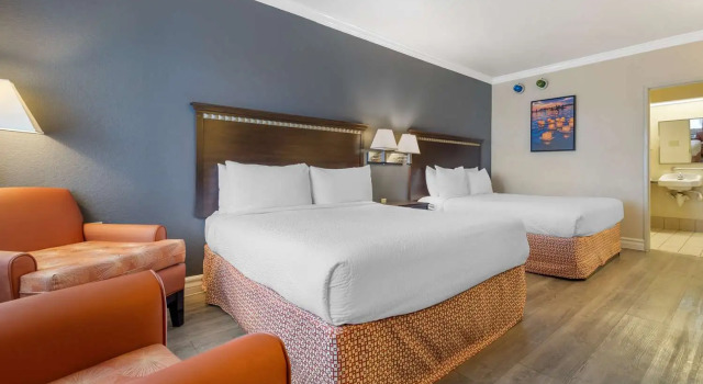 Четырёхместный номер Standard Цокольный этаж Best Western Anthony/West El Paso