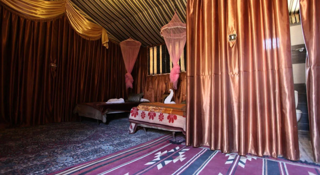 Captain's Desert Camp