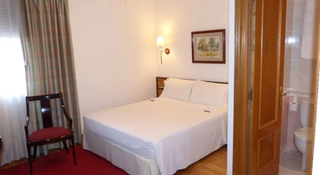Camera Grand Hostal Navarra