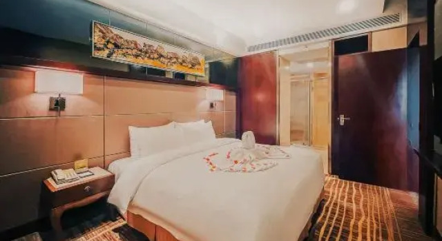 Люкс Sun City Hotel