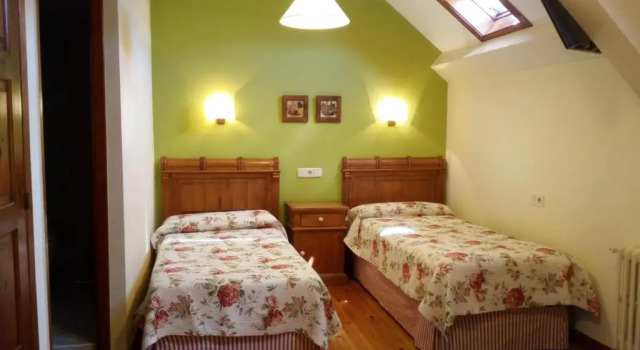 Семейный номер Standard Hostal Casa Sario