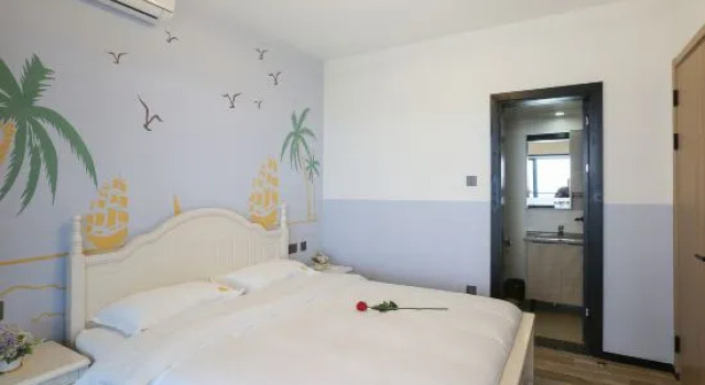Люкс Luxury с 2 комнатами с видом на море Tiehai Seaview Holiday Apartment