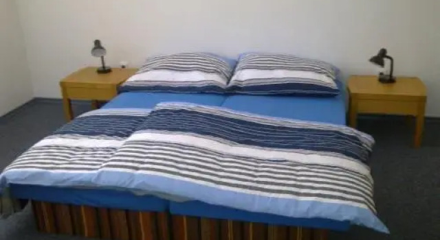 Penzion Panama, Rezerwuj Hotel Hotele w Central Bohemia z parkingiem, Parking
