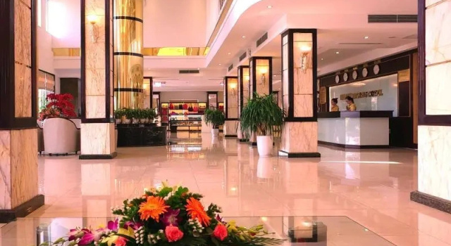 Двухместный номер Standard Golden Halong Hotel