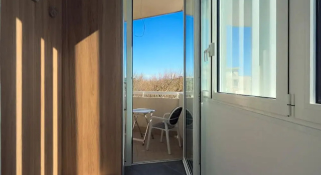 Одноместный номер Economy с балконом и с частичным видом на море Hotel Colorado Cesenatico