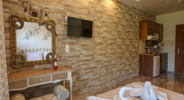 Студия Skiathos Argento