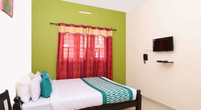 OYO 10421 La Flora Resorts, Забронировать Отель Отели Колагаппара 3 звезды, 3*