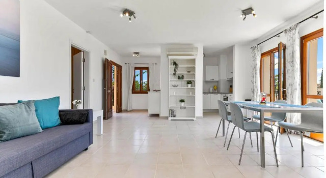 Charming Apartment MZ11 with beautiful coastal views Aphrodite Hills Resort