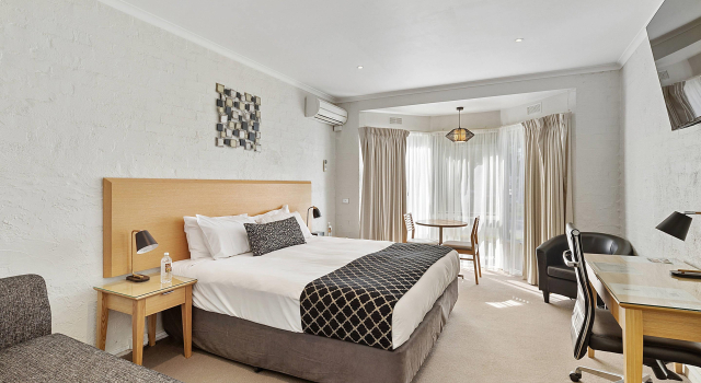 Двухместный номер Standard Comfort Inn Coach & Bushmans