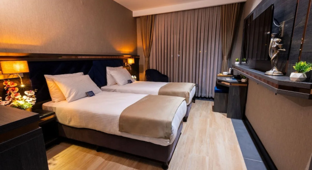 Luksusowy dwuosobowy pokój West Door Hotel