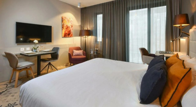 Martins All Suites, Забронировать Отель Оттиньи провинция Валлонский Брабант
