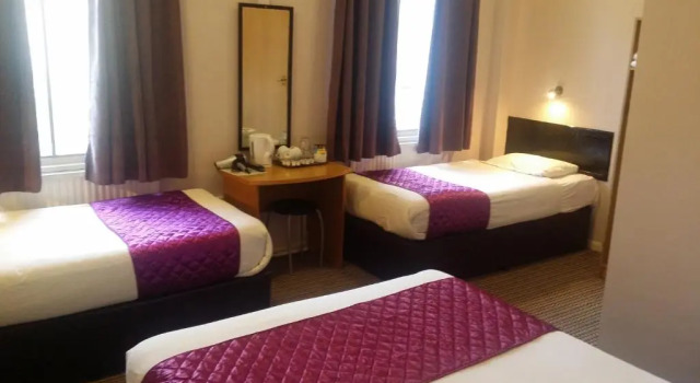 Четырёхместный номер Standard Arriva Hotel