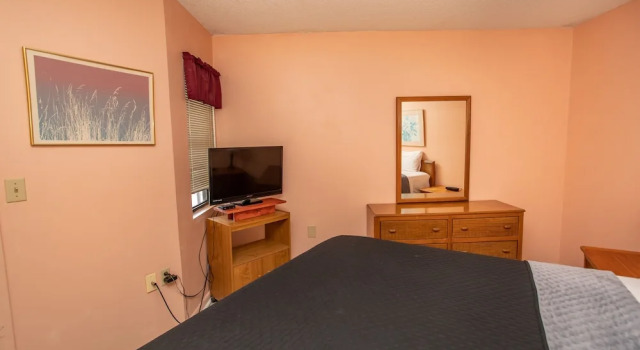 Royal Garden Resort 1003 1 Bedroom Condo by RedAwning