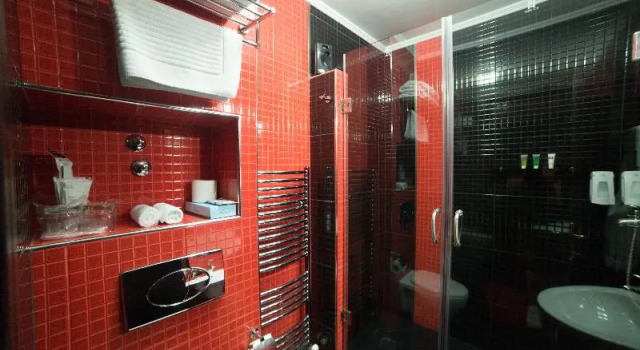 Одноместный номер Standard с балконом Prezident Hotel Novi Sad - Outdoor Pool & Spa