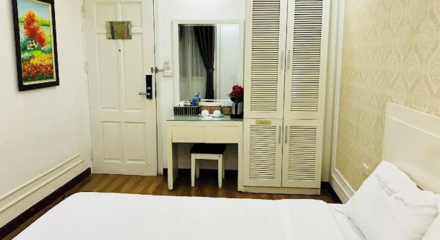 Lotus Hotel Van Phuc - by BayLuxury