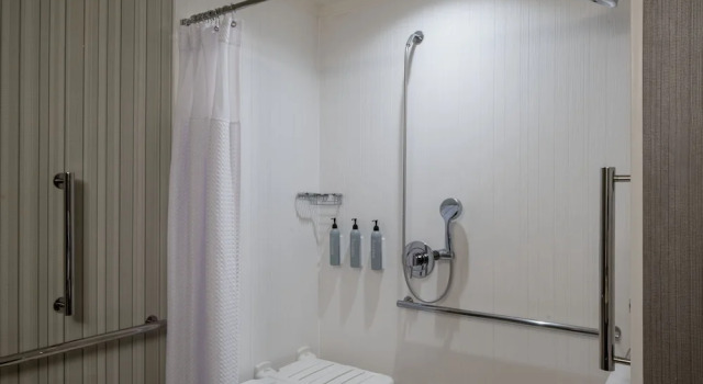 Люкс Courtyard by Marriott Houston Northwest/Cypress