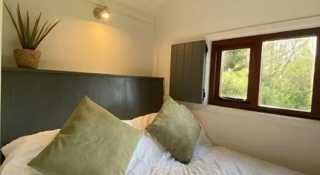 Номер Deluxe с видом на озеро Heywood Glamping