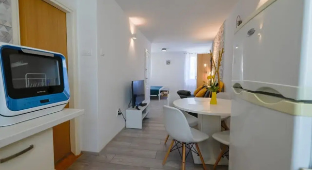 Old Town Modern and Sunny Studio Apartment, Забронировать Апартаменты/квартира Ровинь Rovinj Riviera, рядом с Пристань для яхт Ровиня